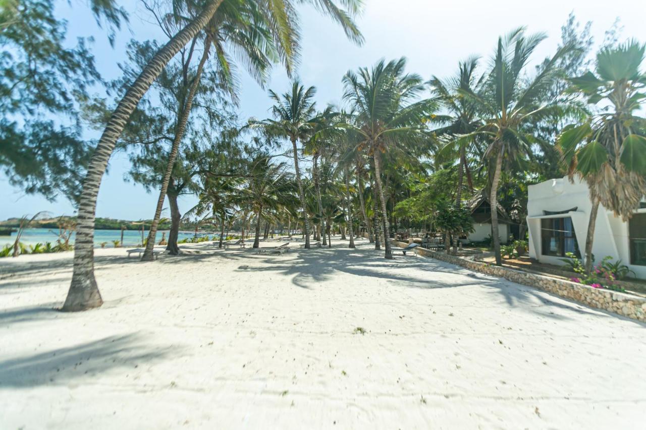 Sun Palm Beach Resort Watamu Exteriör bild
