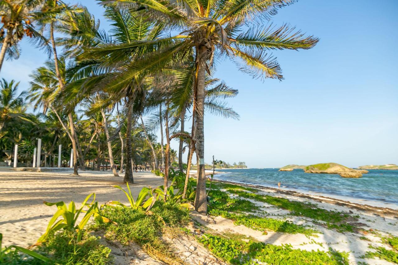 Sun Palm Beach Resort Watamu Exteriör bild