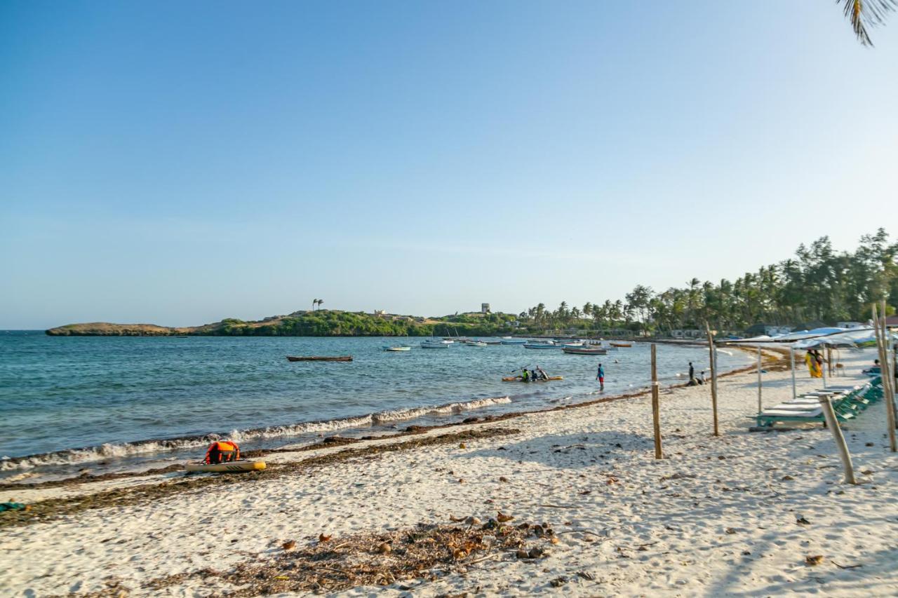 Sun Palm Beach Resort Watamu Exteriör bild